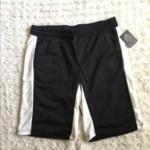 ENGLISH LAUNDRY MEN'S SHORTS NWT